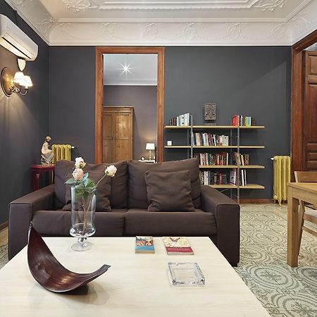 Fewdays Barcelona Apartments ภายนอก รูปภาพ