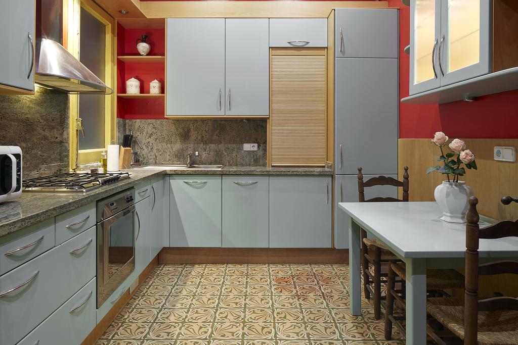 Fewdays Barcelona Apartments ภายนอก รูปภาพ