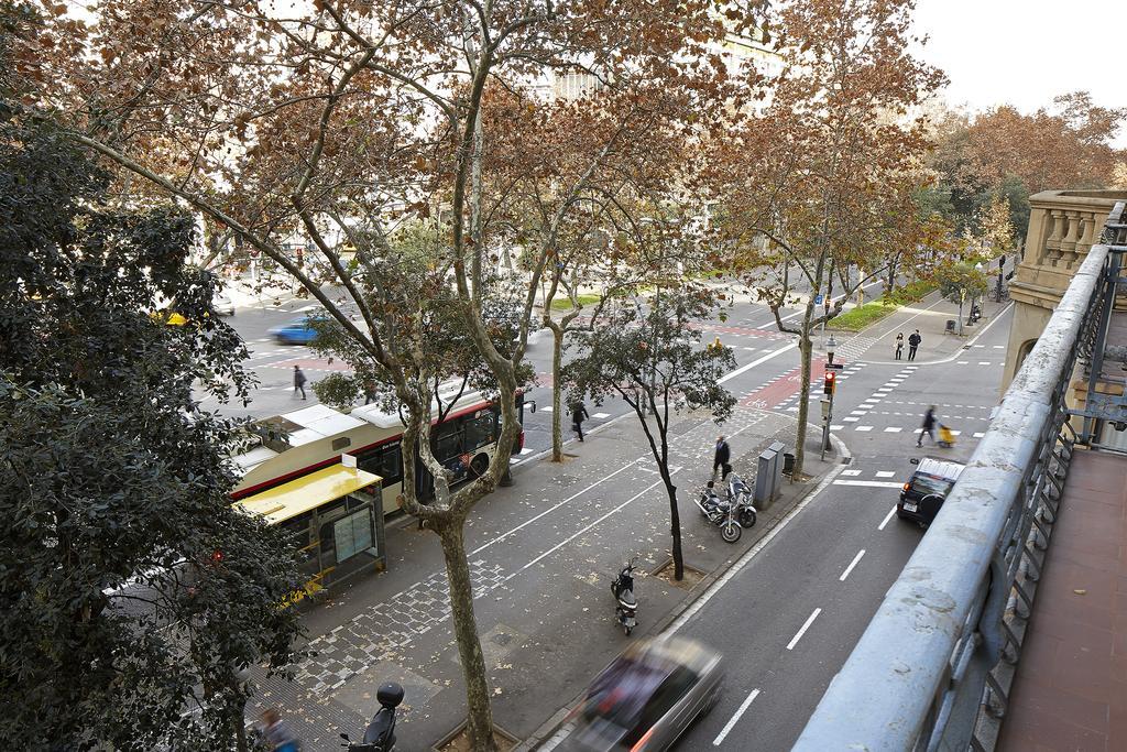Fewdays Barcelona Apartments ภายนอก รูปภาพ
