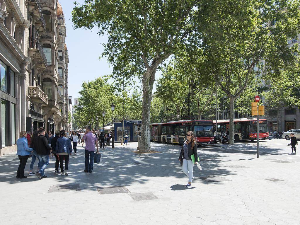 Fewdays Barcelona Apartments ภายนอก รูปภาพ